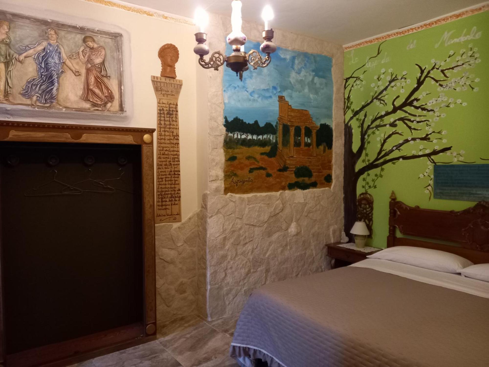 Sicilia In Miniatura "L'Atelier Dell'Etna" Bed and Breakfast Zafferana Etnea Kamer foto