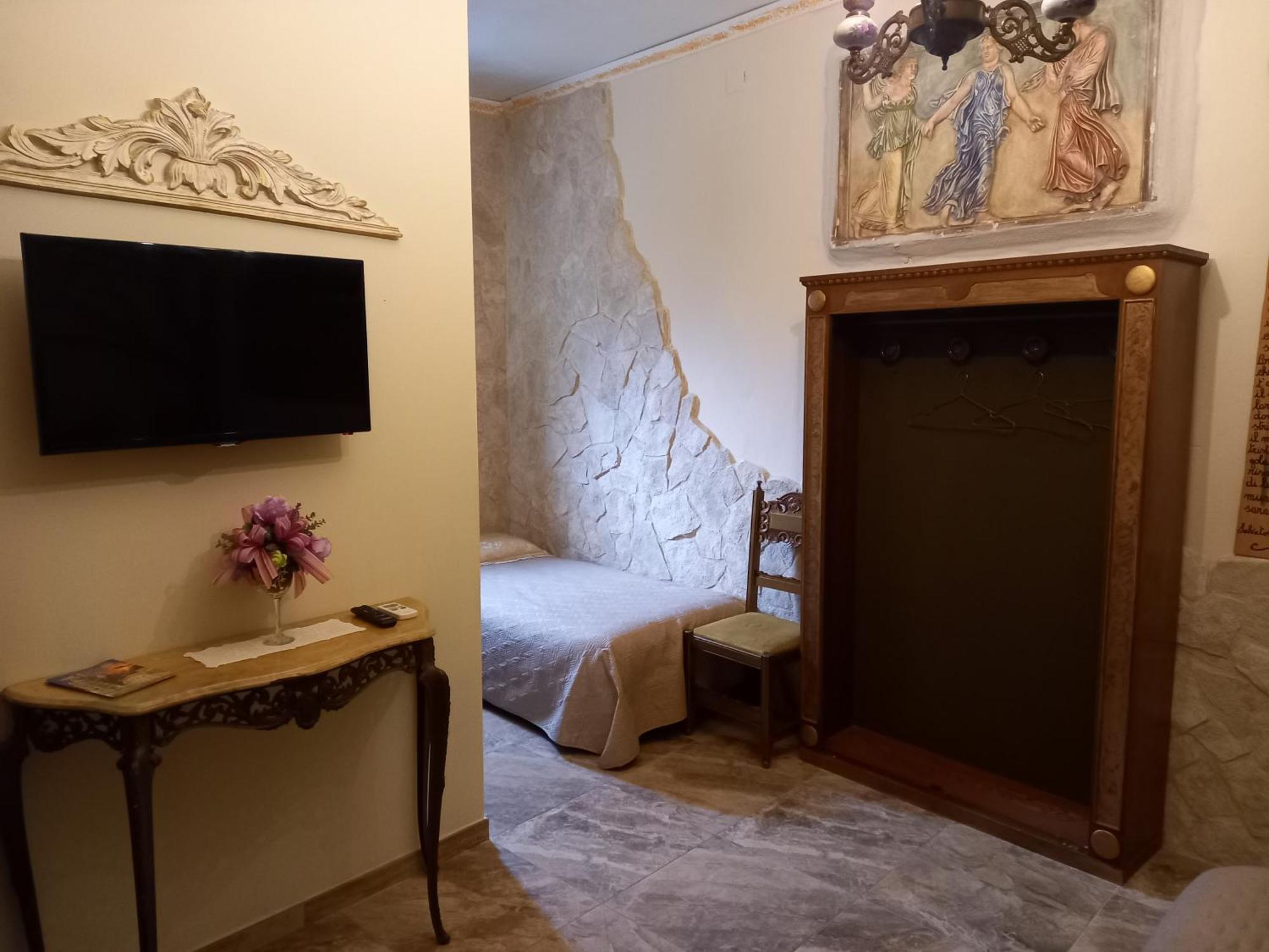 Sicilia In Miniatura "L'Atelier Dell'Etna" Bed and Breakfast Zafferana Etnea Kamer foto